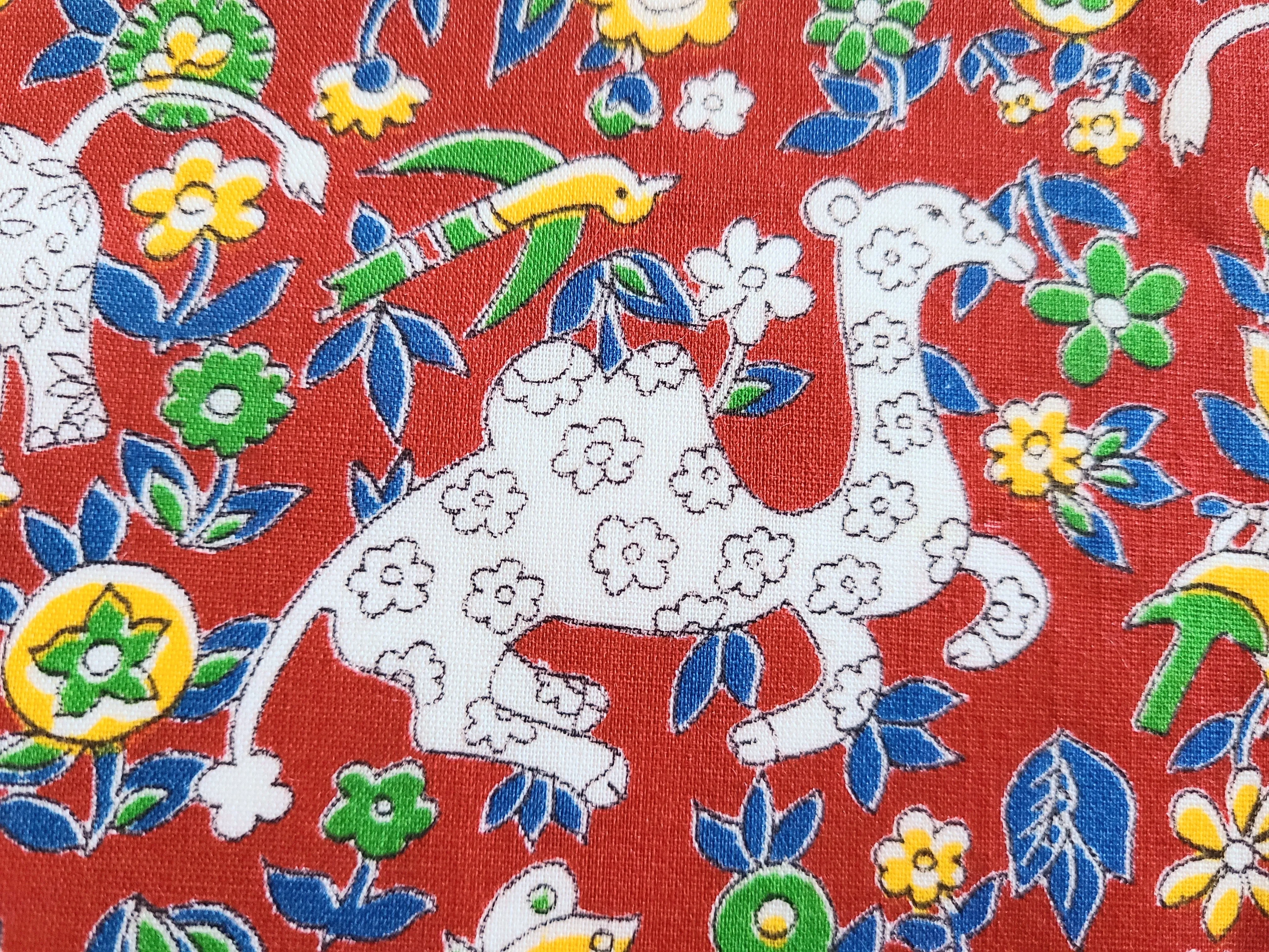 1960s 1970s Retro Fabric - Cotton - Elephant Flower Power - Fabric Remnant - 6C402